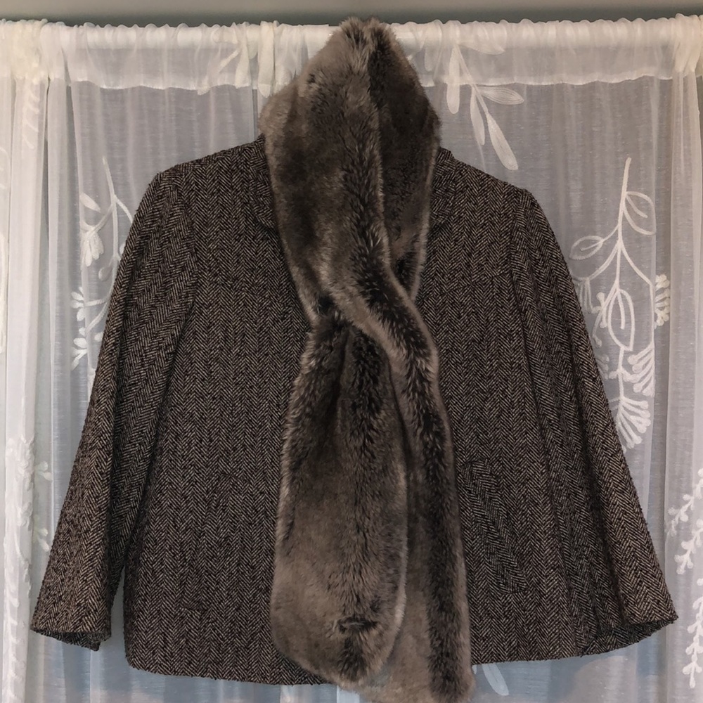 RH Infinity Scarf - Picture 10 of 10